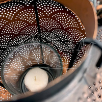 Lampion metalowy `Ażurowa Latarnia`